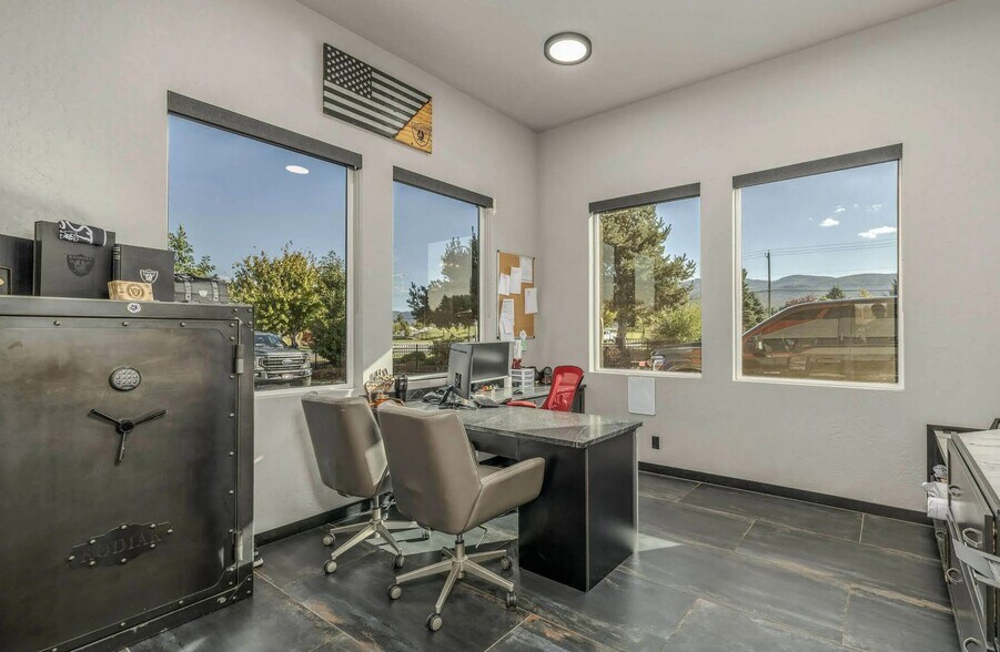 More Photos Of 921 N Lean St, Post Falls Industrial For Sale