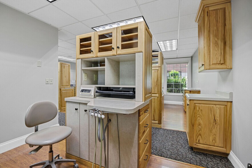 More Photos Of 104 E 200 N, Logan Office For Sale