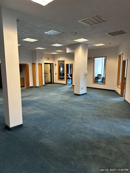 More Photos Of 727 Atlantic Ave, Boston Loft Creative Space For Lease