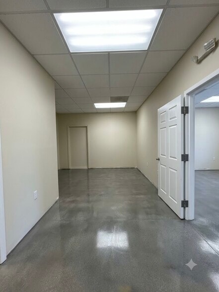 More Photos Of 6851 Bird Rd, Miami Freestanding For Lease