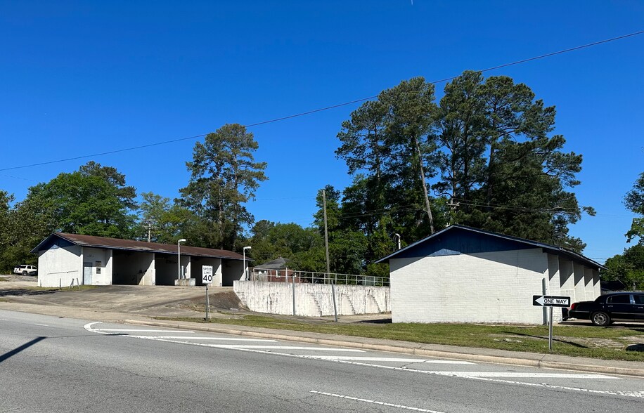 2321 2 Marshall St, Columbia, SC 29203 Carwash For Sale