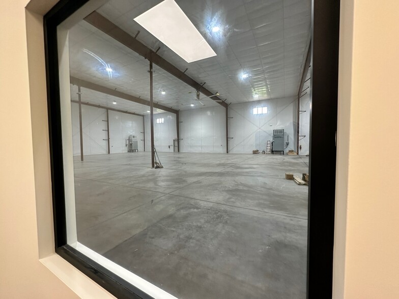 More Photos Of 155 Innovation Way, New Bern Warehouse For Lease