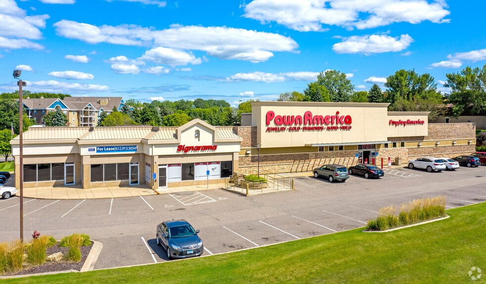 Primary Photo Of 13953-13959 Grand Ave, Burnsville General Retail For Lease