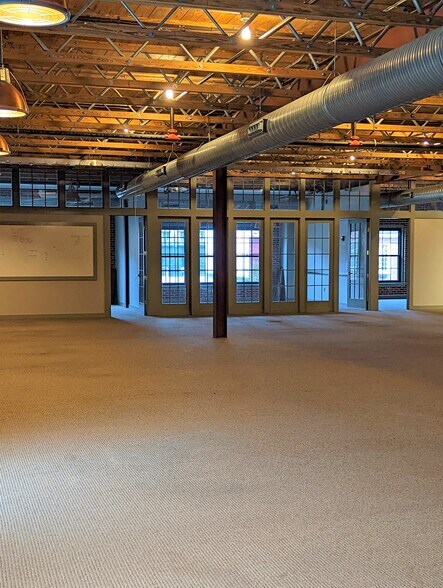 More Photos Of 900 S Wolfe St, Baltimore Office For Sale