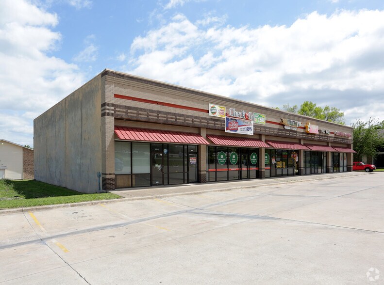 Primary Photo Of 4909 Texoma Pky, Sherman Storefront For Lease