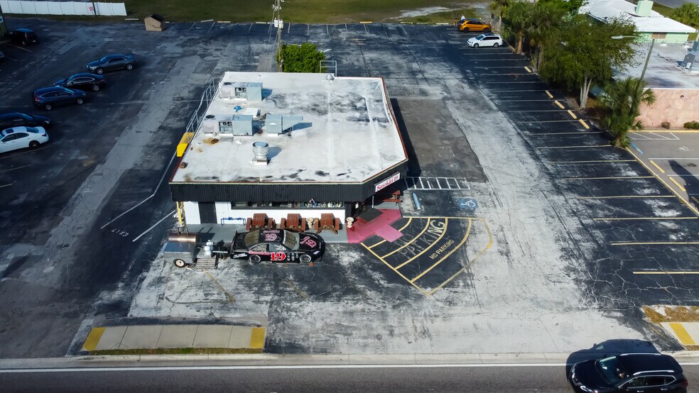 More Photos Of 3090 34th St N, Saint Petersburg Restaurant For Lease