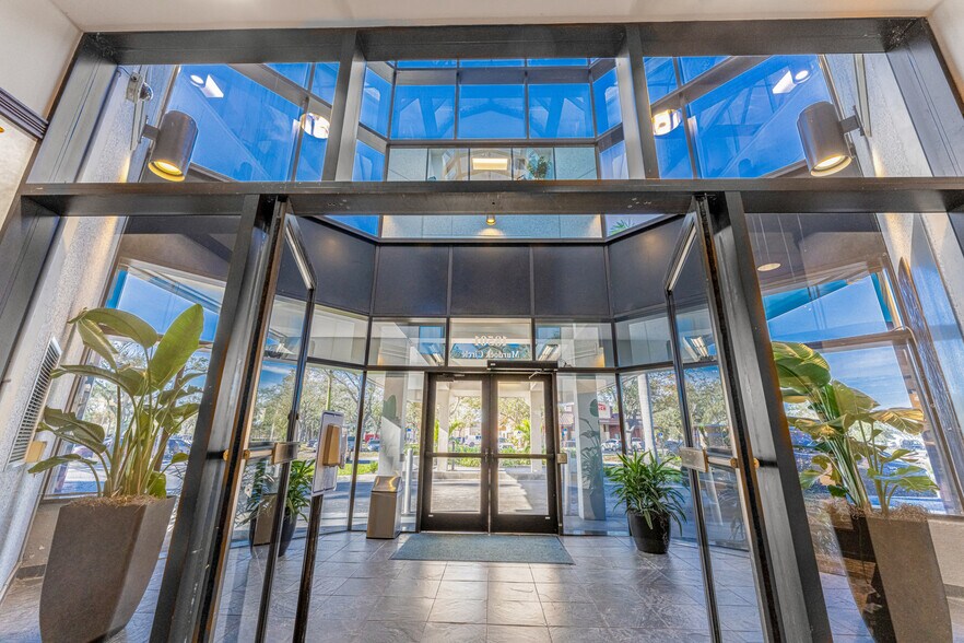 More Photos Of 18501 Murdock Cir, Port Charlotte Medical For Lease