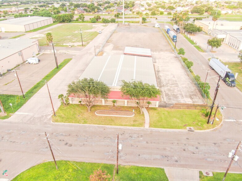 More Photos Of 1718 S 28th Ave, Edinburg Warehouse For Lease