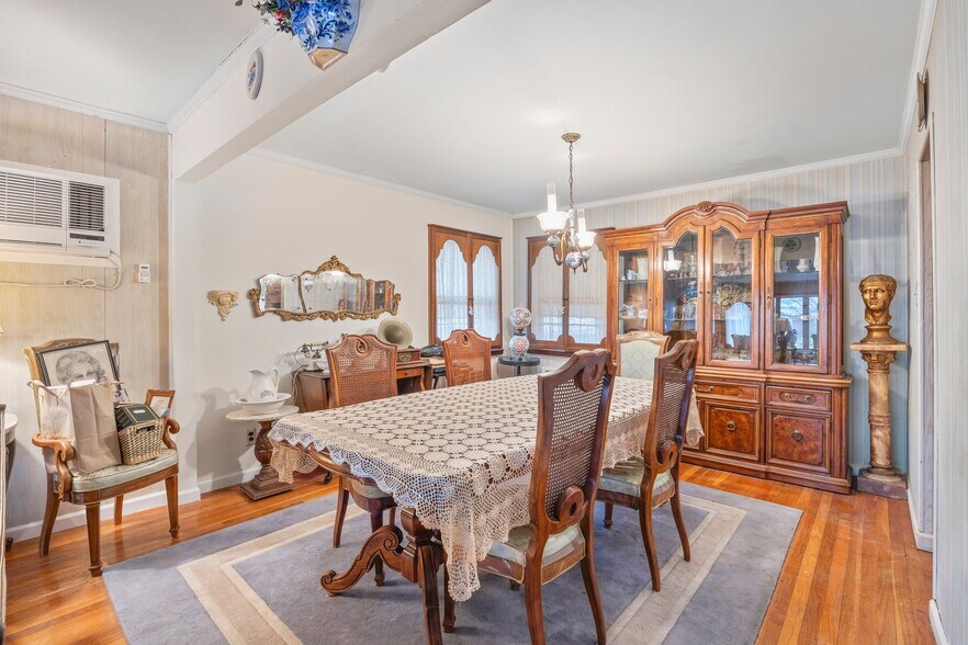 More Photos Of 15744 97th St, Howard Beach Multifamily For Sale