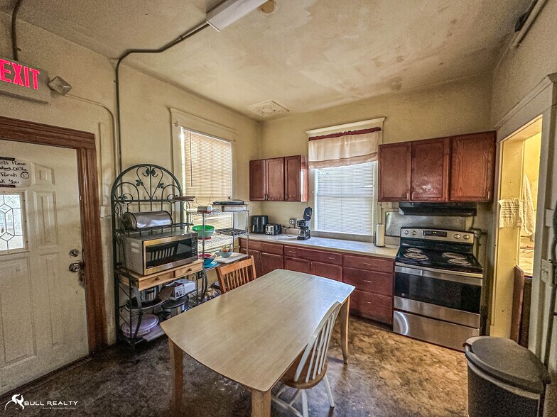 More Photos Of 1599 Howell Mill Rd NW, Atlanta Land For Sale