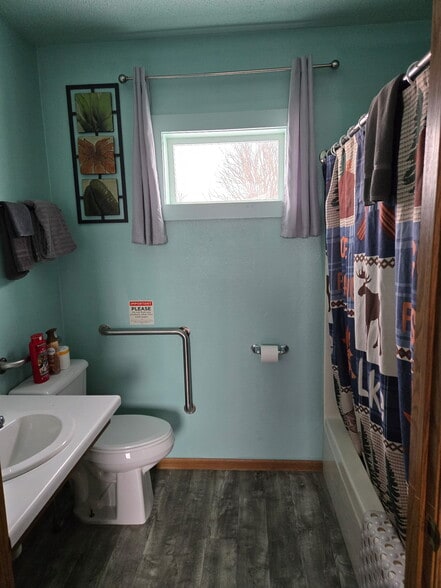 More Photos Of 300 Highway 7, Clara City Hotel For Sale