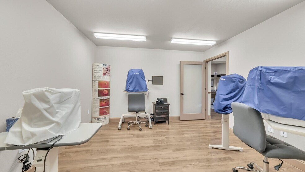 More Photos Of 126 S Ranch House Rd, Willow Park Medical For Sale