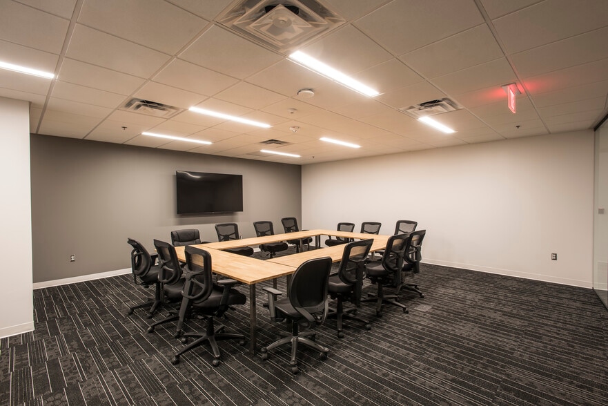 More Photos Of 101 N 1st Ave, Phoenix Office For Lease