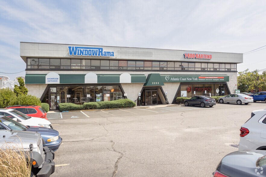 More Photos Of 2233 Broad Hollow Rd, Farmingdale Office For Lease