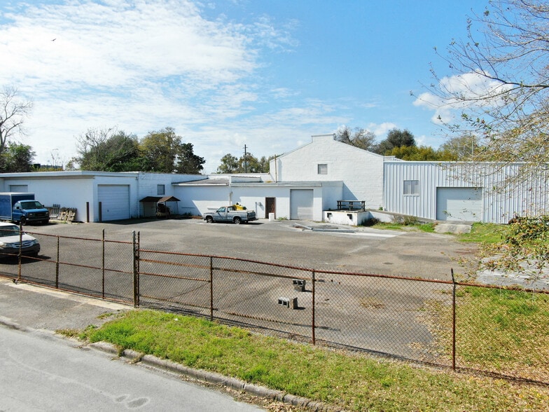 More Photos Of 1730 Westcott St, Jacksonville Warehouse For Lease
