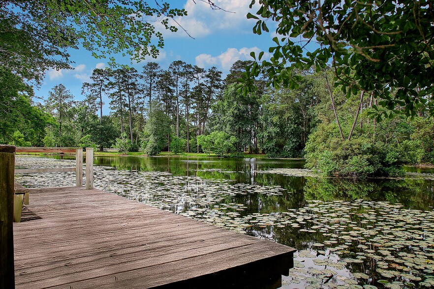 More Photos Of 15598 Bedford Ln, Conroe Specialty For Sale