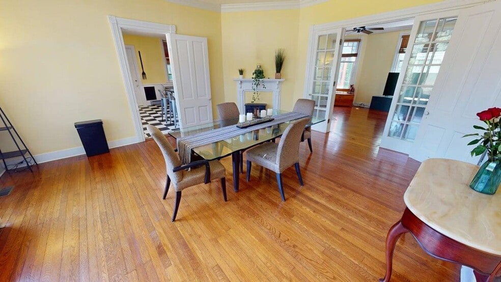 More Photos Of 58 Market St, Onancock Office Residential For Sale