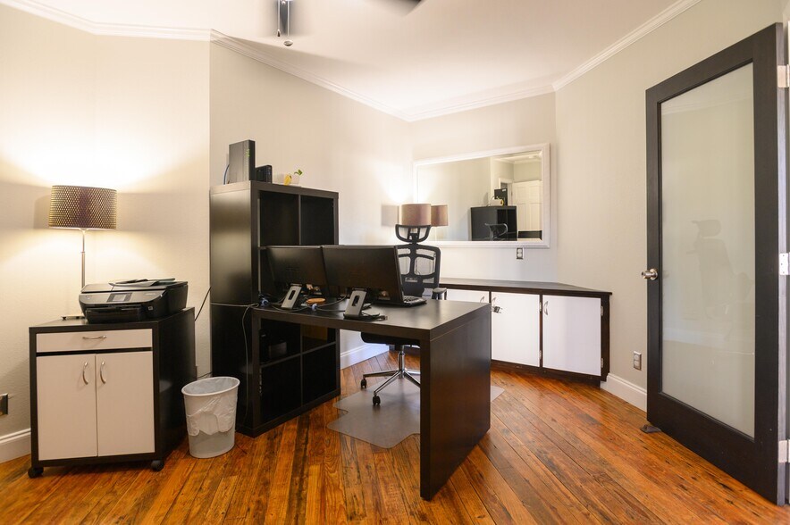 More Photos Of 4902 Pecan Springs Rd, Austin Land For Sale