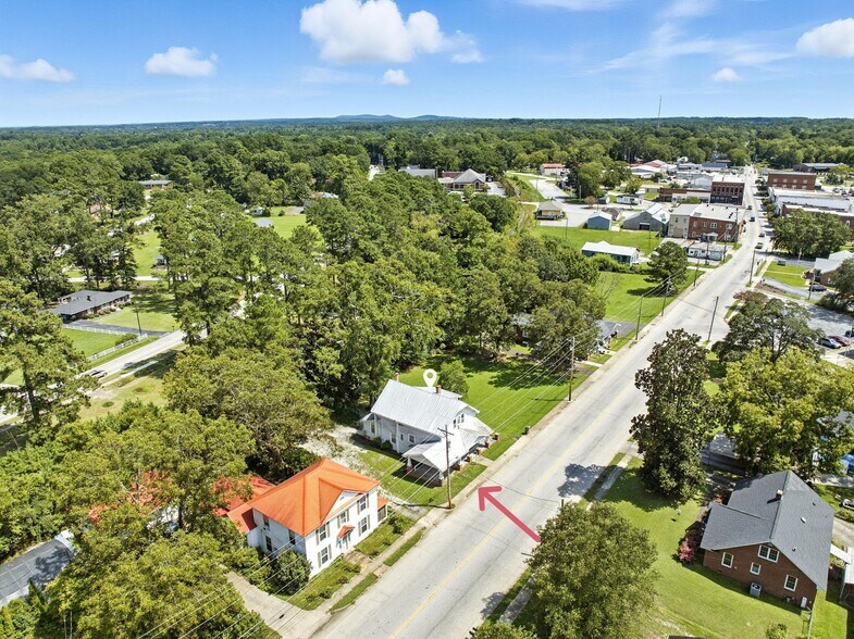 More Photos Of 208 N Main St, Prosperity Office Residential For Sale