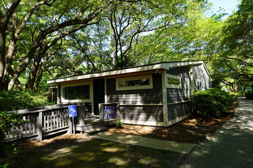 More Photos Of , Johns Island Unknown For Sale