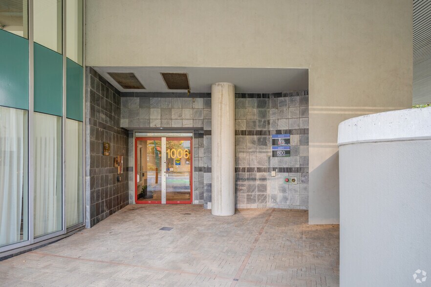 More Photos Of 1000-1012 Beach Ave, Vancouver Apartments For Sale