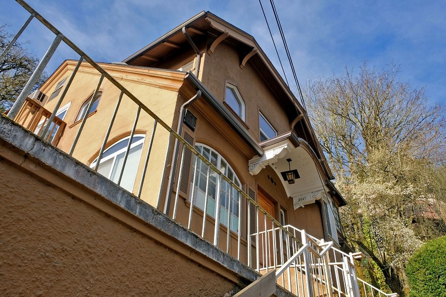 More Photos Of 2047 SW 10th Ave, Portland Apartments For Sale