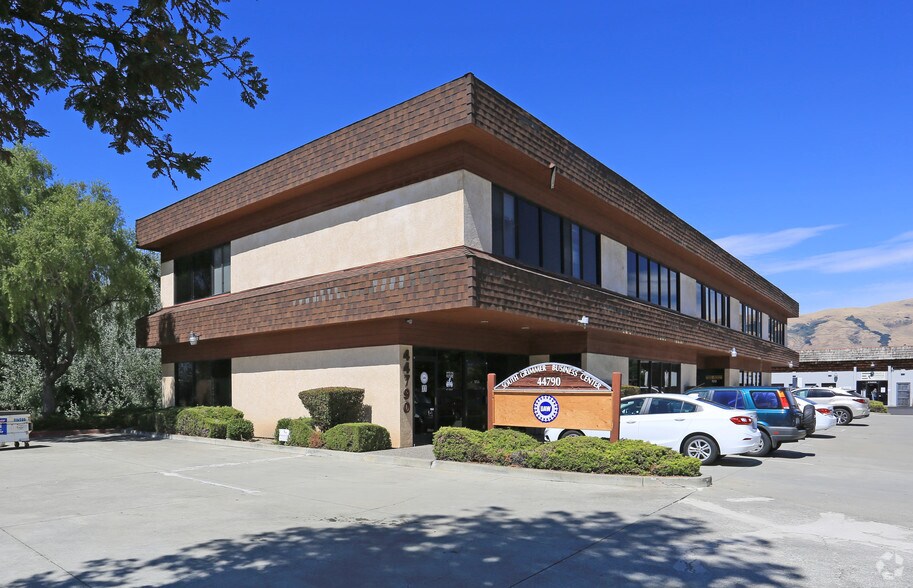More Photos Of 44790 Grimmer Blvd, Fremont Office For Lease