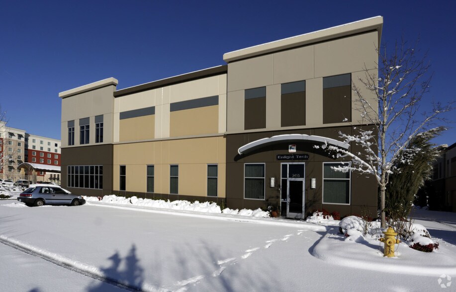 More Photos Of 3455-3499 NE John Olsen Ave, Hillsboro Flex For Sale