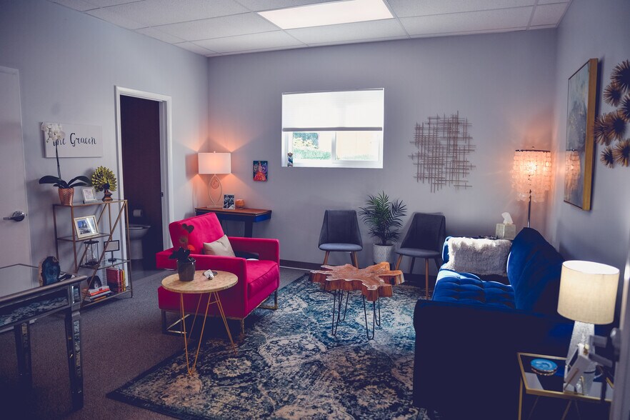 More Photos Of 2931 1st Ave S, Saint Petersburg Medical For Lease