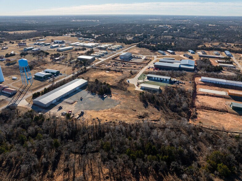 More Photos Of 11535 Sooner Rd, Edmond Warehouse For Sale