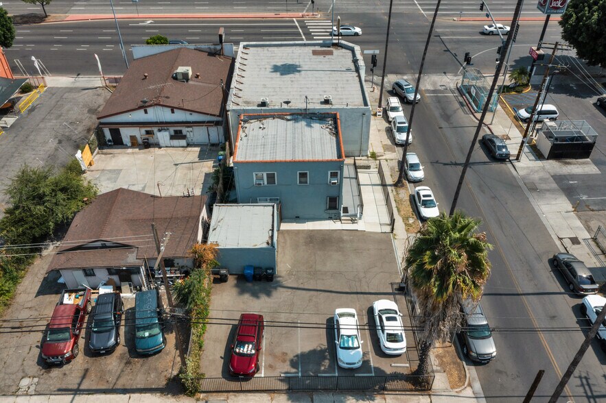 More Photos Of 4973-4975 N Huntington Dr, Los Angeles Storefront Retail Residential For Lease