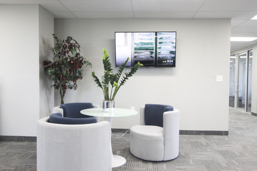 More Photos Of 27801 Euclid Ave, Euclid Office Residential For Lease