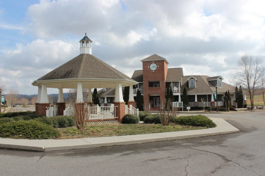 More Photos Of 130 Willowcreek Blvd, Sweetwater Medical For Sale