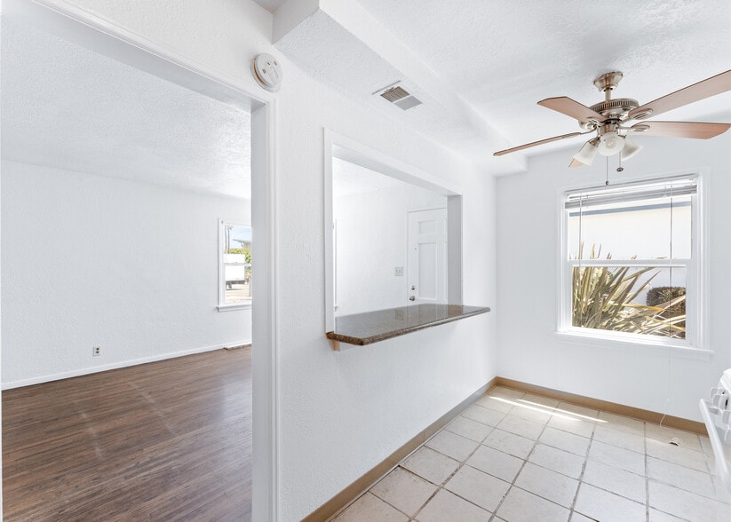 More Photos Of 1701-1703 W Balboa Blvd, Newport Beach Apartments For Sale