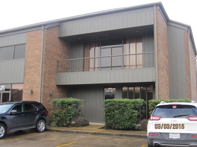 More Photos Of 1225 N 25th St, Texas City Medical For Lease