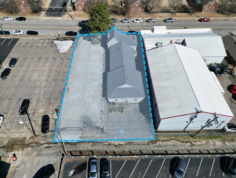 More Photos Of 217 Exchange Ave, Memphis Office For Lease