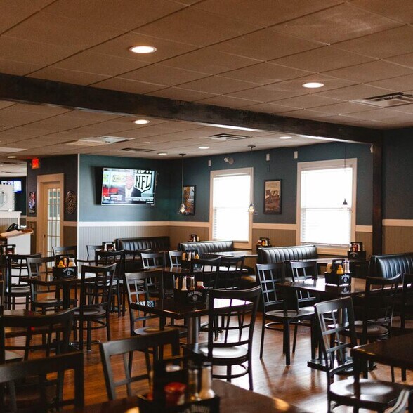 More Photos Of 48 School St, Lincoln Restaurant For Sale