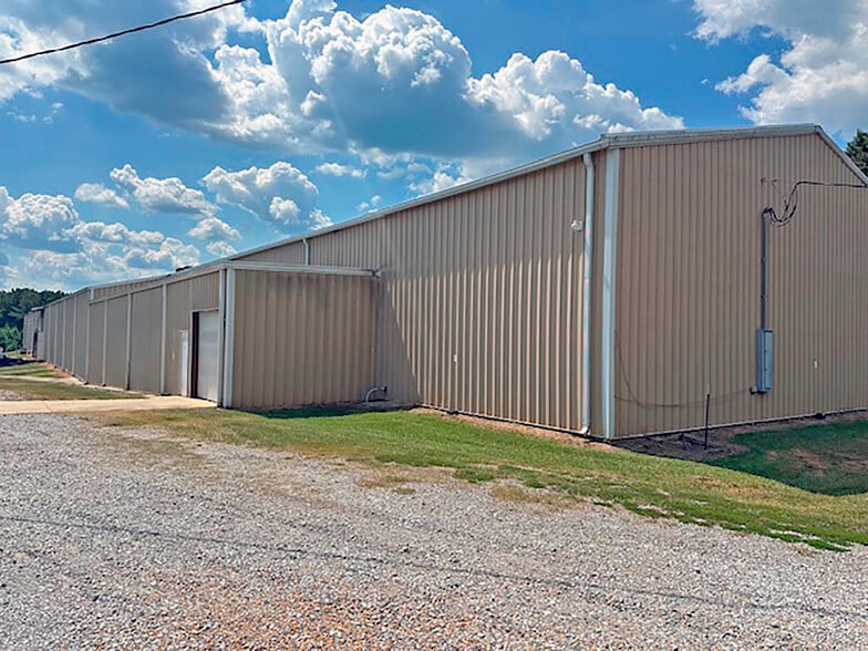 More Photos Of 1138 US-82 Hwy, Fitzpatrick Industrial For Sale