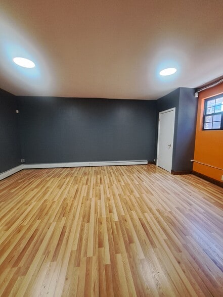 More Photos Of 226 W State St, Trenton Medical For Sale