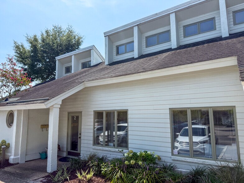 More Photos Of 102 Wappoo Creek Dr, Charleston Loft Creative Space For Sale