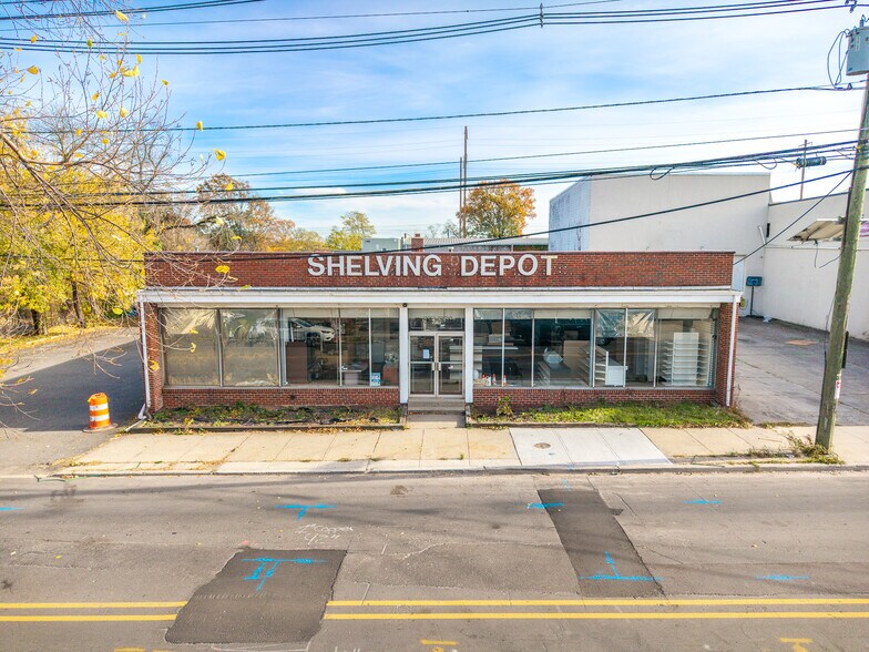 More Photos Of 419-501 W Elizabeth Ave, Linden Freestanding For Sale