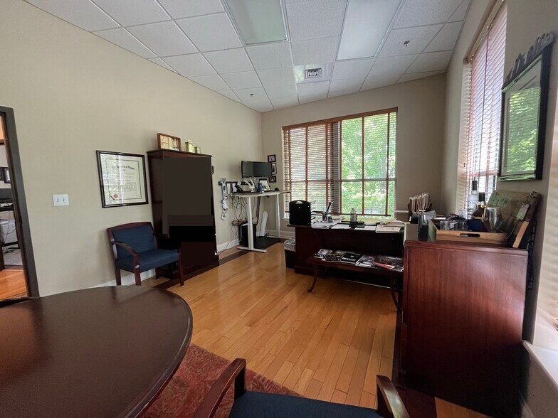 More Photos Of 1514 S Church St, Charlotte Loft Creative Space For Lease