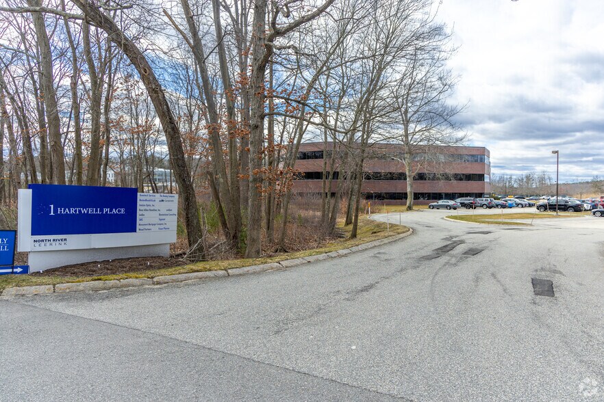 More Photos Of 1 Hartwell Pl, Lexington Office For Lease