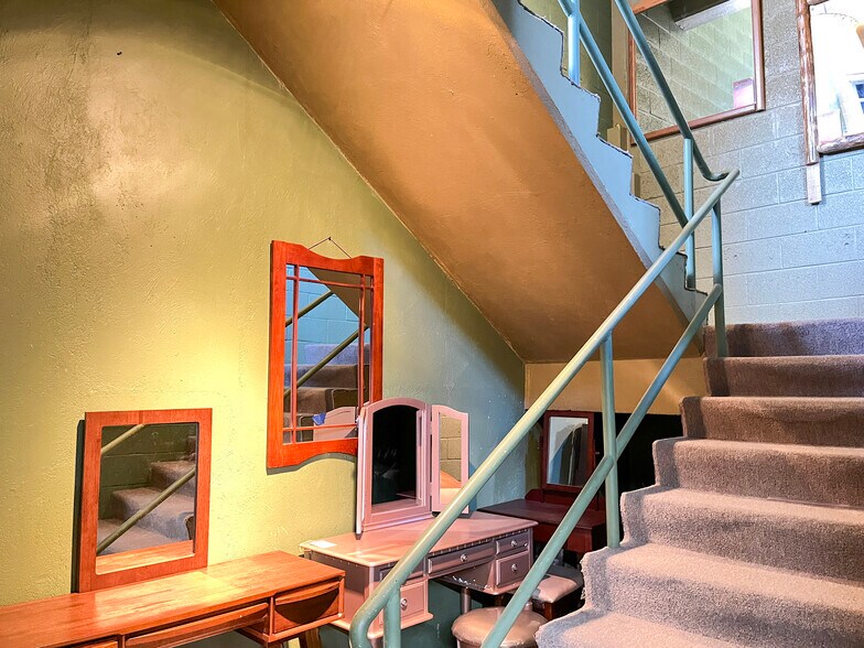 More Photos Of 174 W 200 N, Cedar City General Retail For Sale