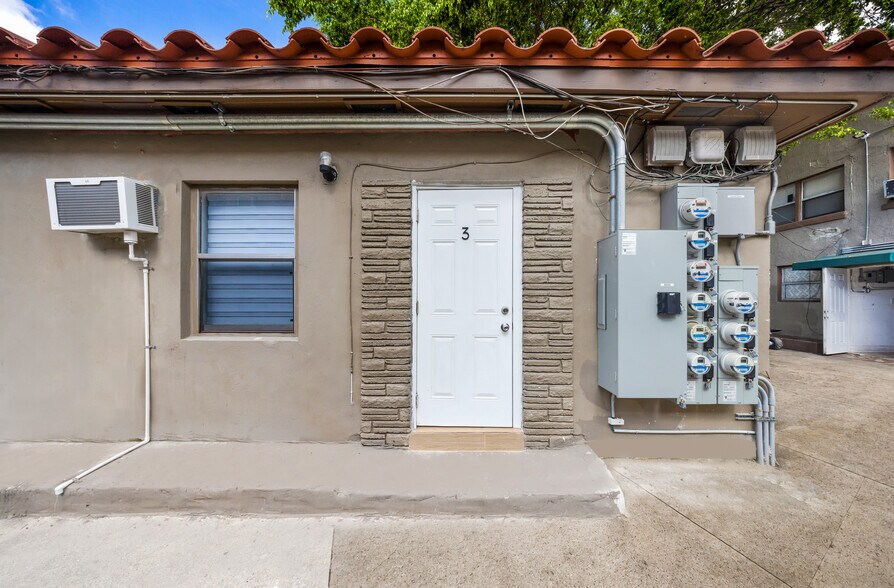 More Photos Of 1035 NW 4th St, Miami Apartments For Sale