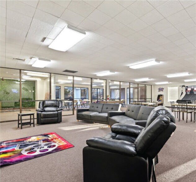 More Photos Of 1993 E 8th N, Mountain Home Medical For Sale