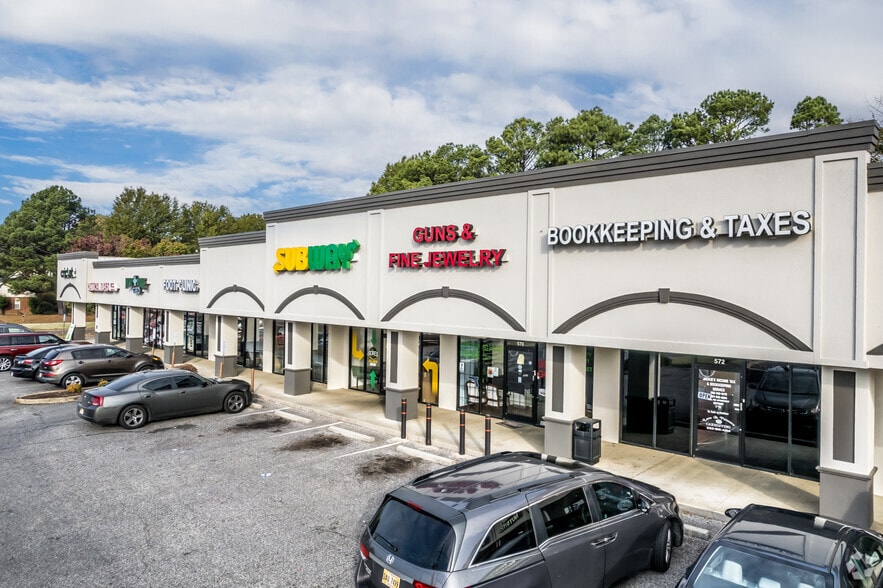 More Photos Of 562 Goodman Rd E, Southaven Storefront Retail Office For Lease