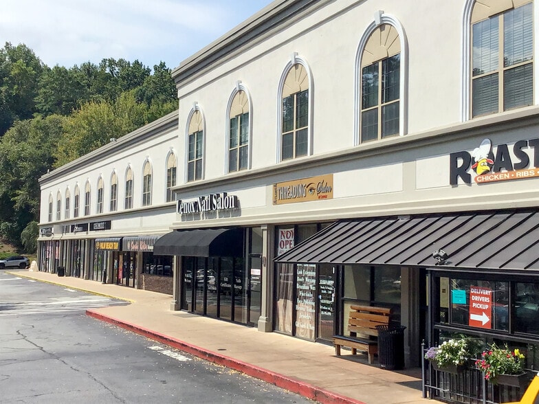More Photos Of 2770 W Lenox Rd, Atlanta Unknown For Lease