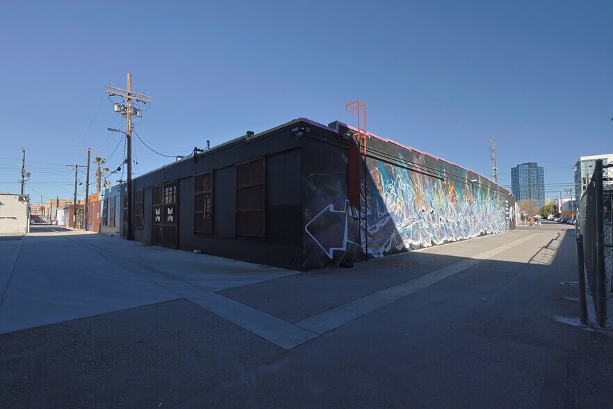 More Photos Of 2014-2022 E 7th St, Los Angeles Office For Lease