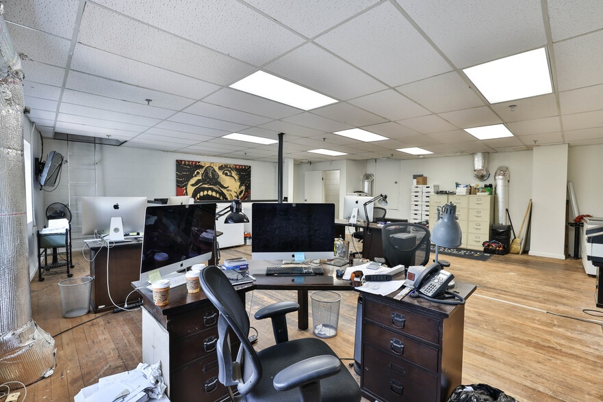 More Photos Of 22549-22551 Foothill Blvd, Hayward Storefront For Sale